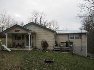 1352 Old Farm Rd #C, Daniels, WV 25832