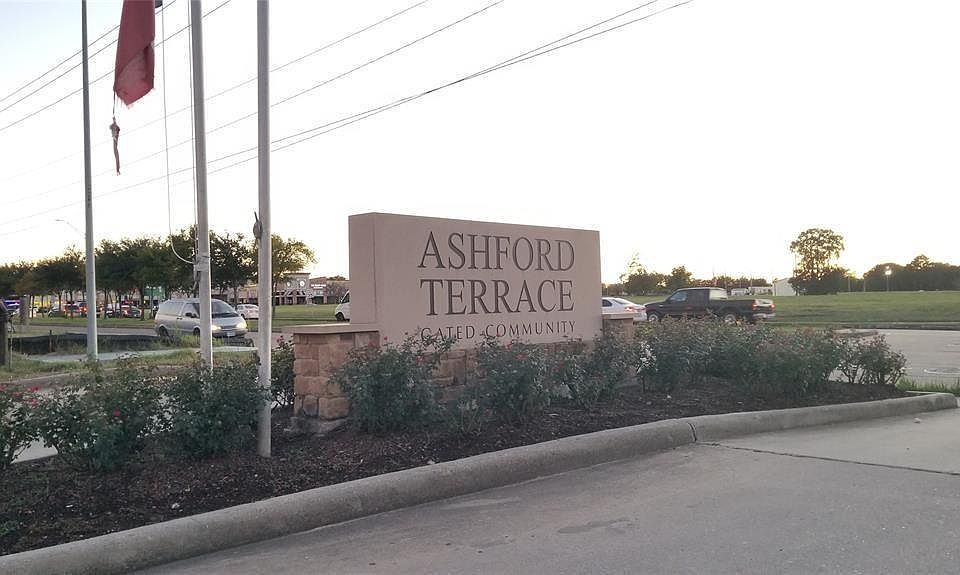 1st image of 7918 Ashford Trace Dr