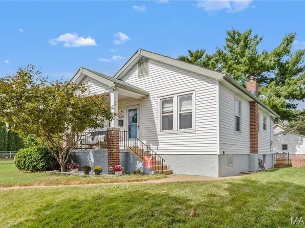 6215 Arthur Ave, Saint Louis, MO 63139