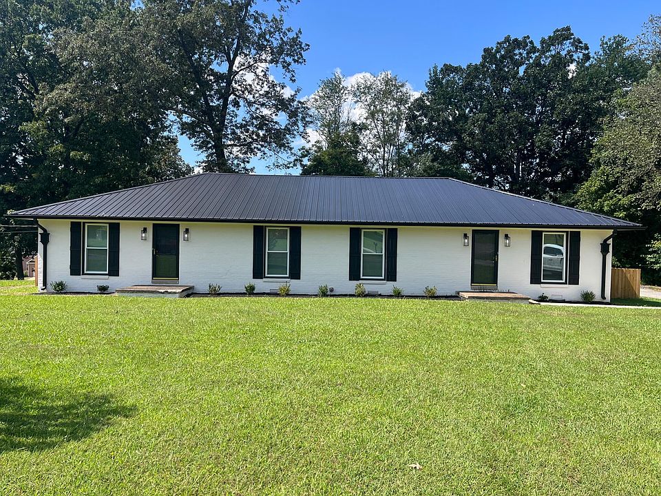 1st image of 11 Millsap Dr #11