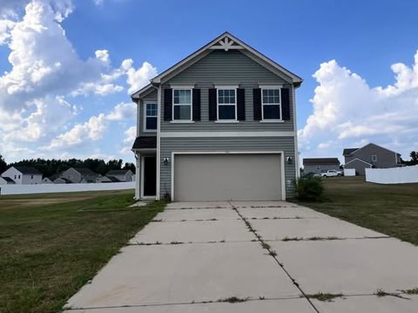 330 Amberly Cir