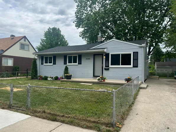 1042 Redleaf Ln, Ypsilanti, MI 48198