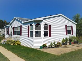 8930 Ashton Ln, Kalamazoo, MI 49009