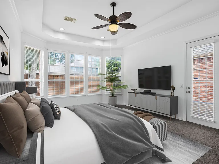 111 Ripplewood Cv — Photo 17