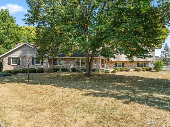 465 Birchwood Ct, Troy, OH 45373