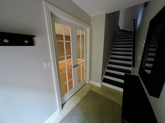 5th image of 2455 W Ohio St Unit 15E