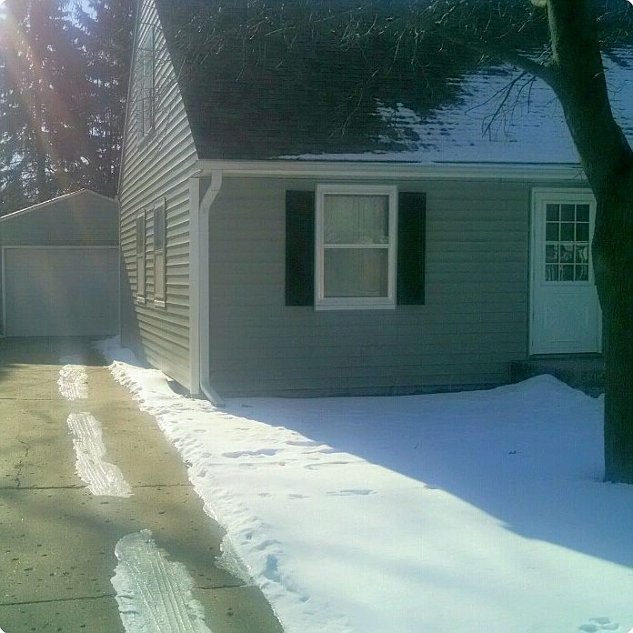1st image of 2204 Pierce Ave