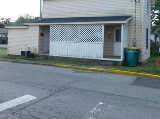32 S Twin St, West Jefferson, OH 43162