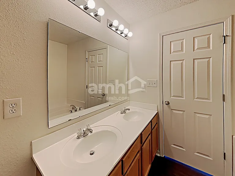 19446 Prairie Crossing Dr — Photo 11