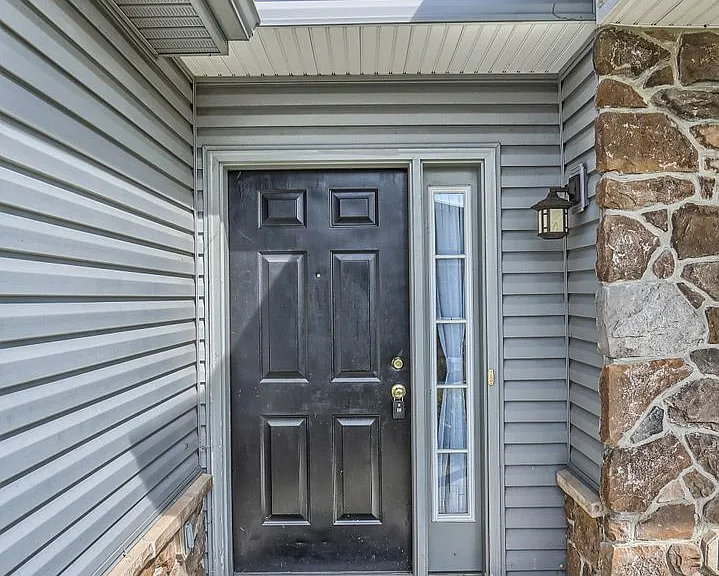 312 Sleepy Hollow Dr — Photo 4