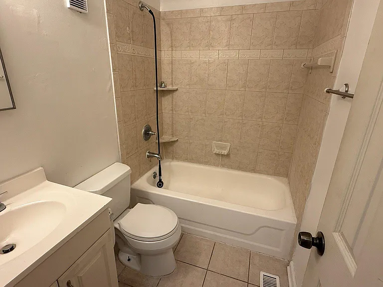 10044 Forest View Pl — Photo 6