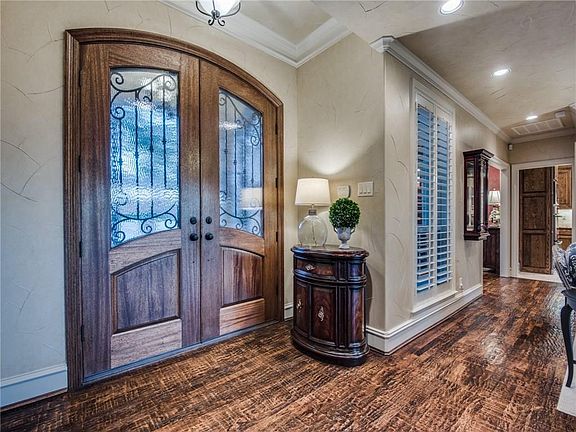 4th image of 5329 Paladium Dr