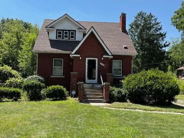 7308 Wayne Rd, Romulus, MI 48174