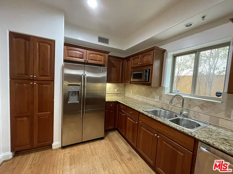 1511 Camden Ave #104 — Photo 4