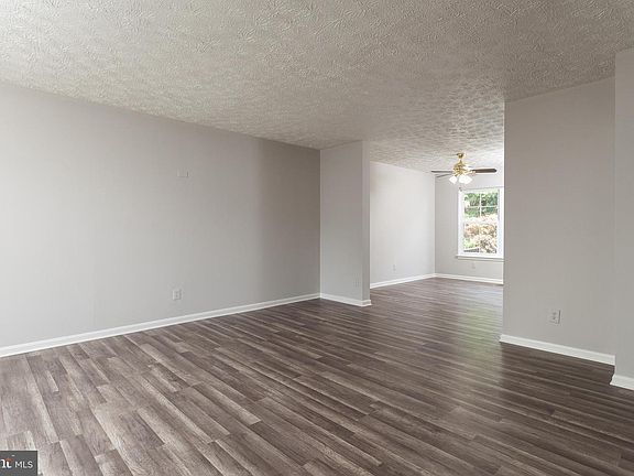 2nd image of 840 Ellicott Dr
