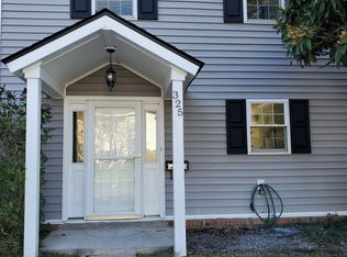 325 Lakeside Dr, Mount Pleasant, SC 29464