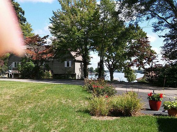 4th image of 50068 W Lakeshore Dr