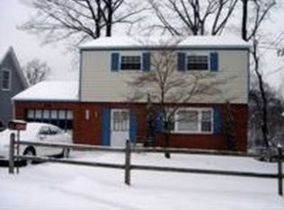 406 Clifton Ave, Glenshaw, PA 15116