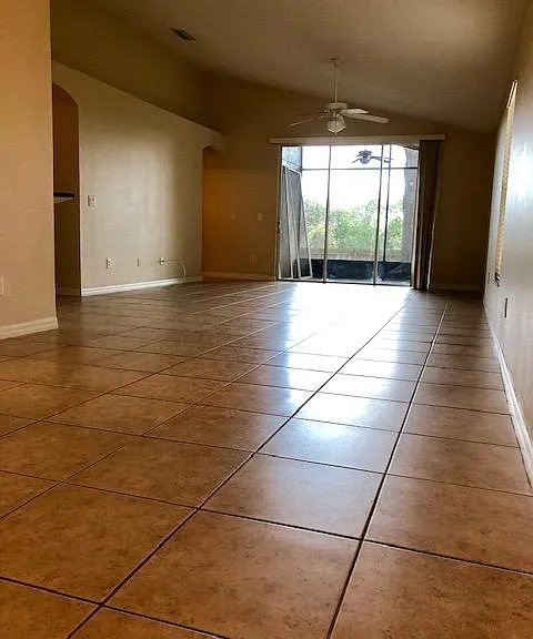 463 Sycamore Springs St — Photo 11