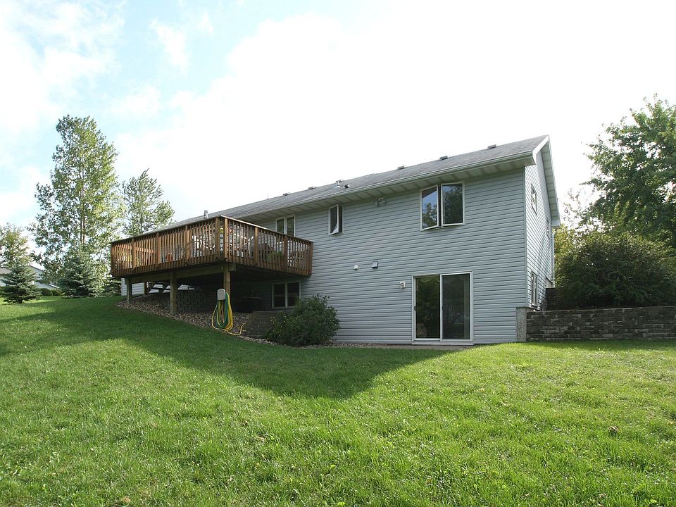 1st image of 804 Bradley Dr