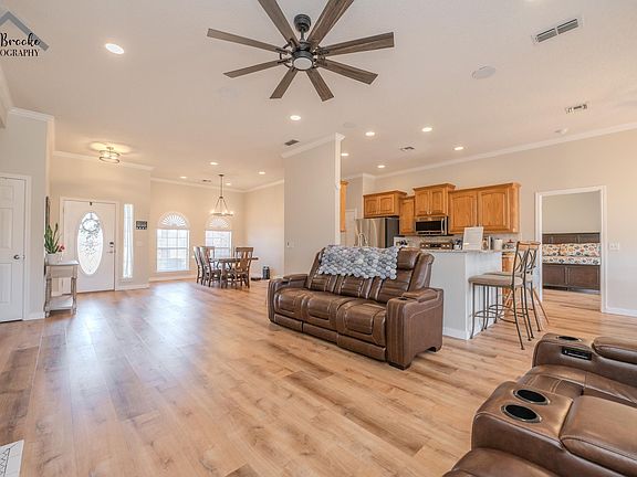 5th image of 5 Blazing Star Ct