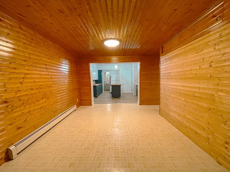 55 Oak St #1 — Photo 17