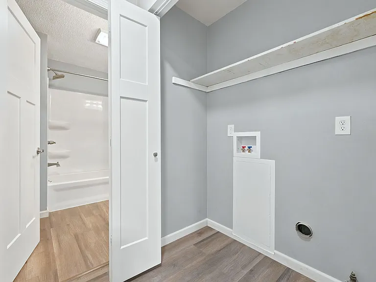 3960 E Bellefontaine Rd #4 — Photo 15
