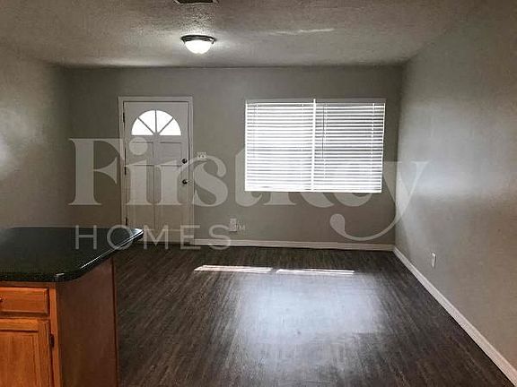 2nd image of 4707 W Bay Ave