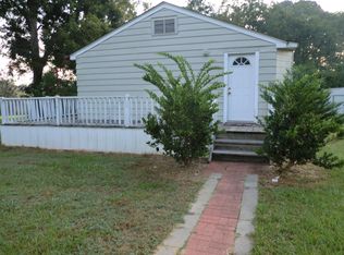 465a E Myrtle St, Philadelphia, MS 39350