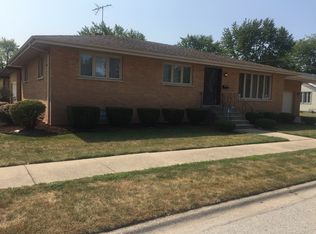 17246 William St, Lansing, IL 60438