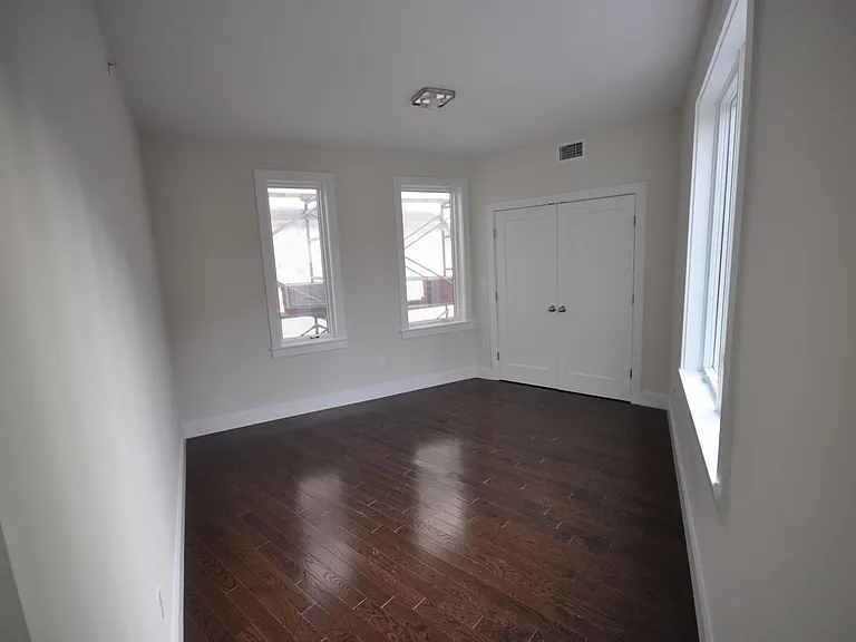 20 Sussex St #1B — Photo 11