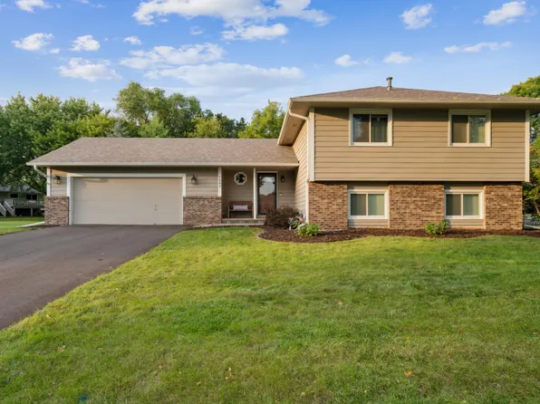 7241 Sierra Ct, Chanhassen, MN 55317