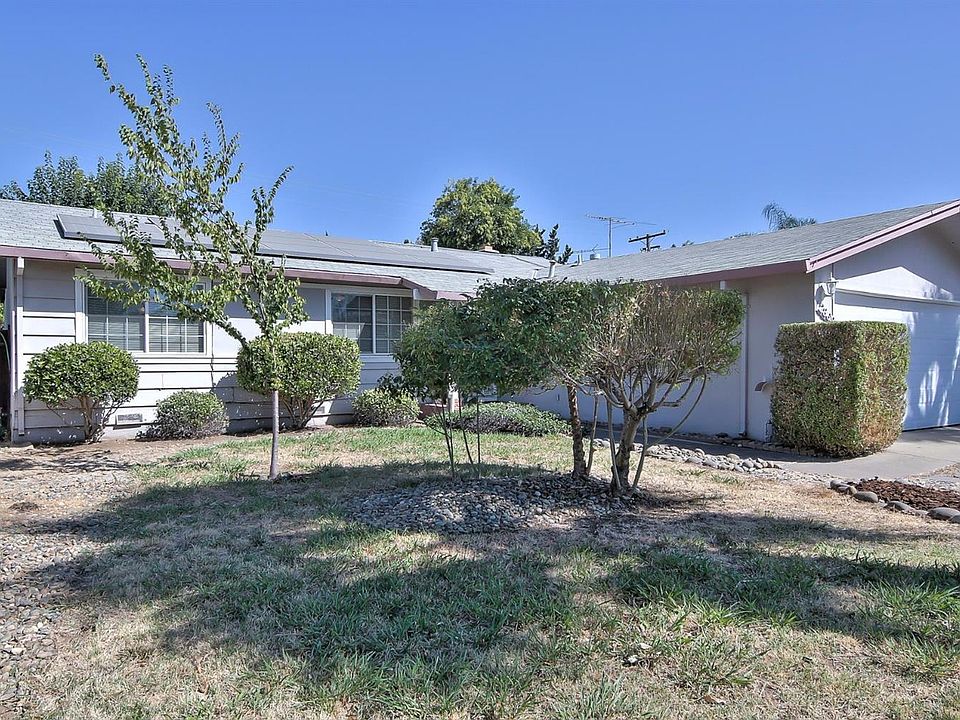 2nd image of 2369 Coolidge Way