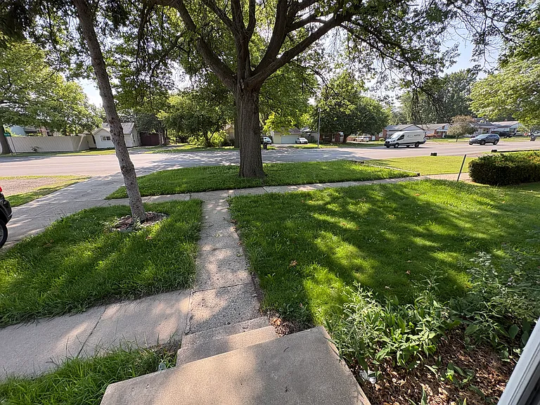 5852 Beech Daly Rd — Photo 6