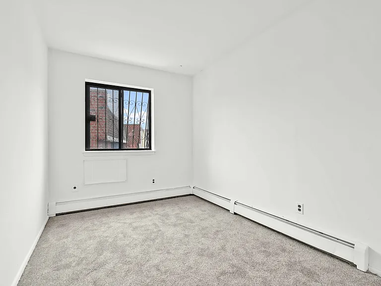 865 Home St #2 — Photo 8