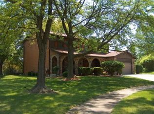737 Fennel Ct, Schaumburg, IL 60193
