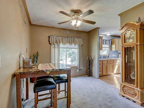 5th image of 2126 Kellogg Ave