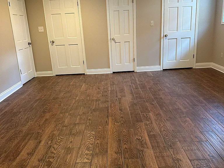 5 Texas Ave — Photo 18