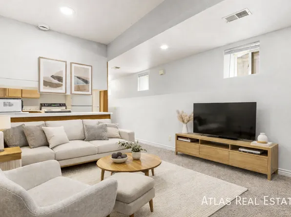 1902 S 8th Ave #B, Greeley, CO 80631