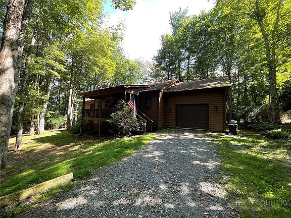 2nd image of 674 Rivers Edge Road