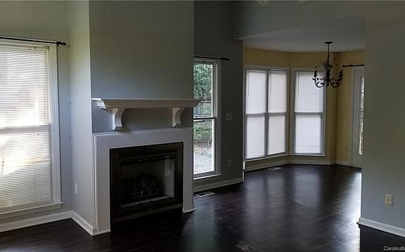 3rd image of 317 Enchanted Dr