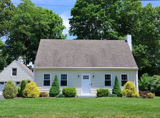 37 Thorpe St, North Haven, CT 06473
