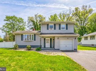 21 Brattle Ave, Trenton, NJ 08638