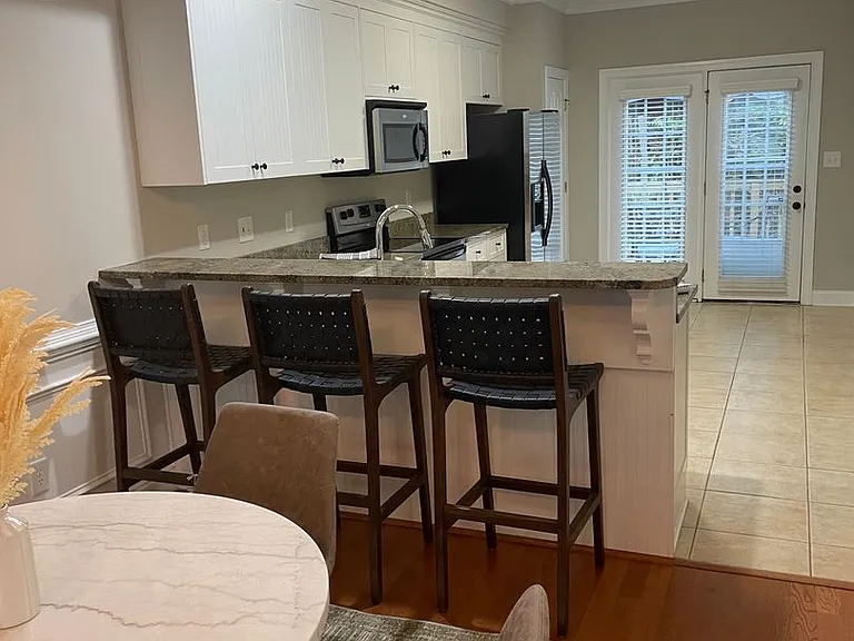 837 Mayo Ln — Photo 6