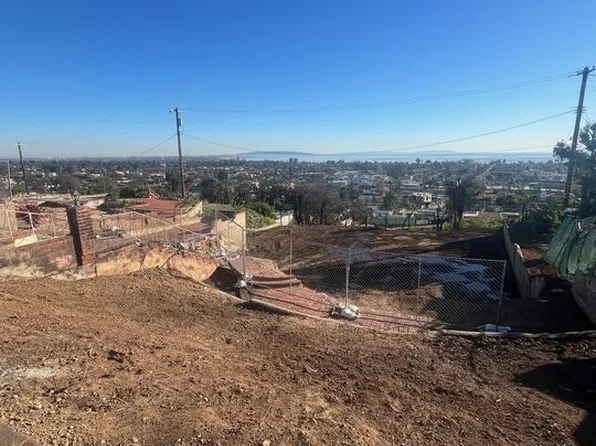 15312 McKendree Ave, Pacific Palisades, CA 90272