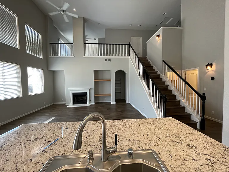 1246 Poppy Hills Ln — Photo 9