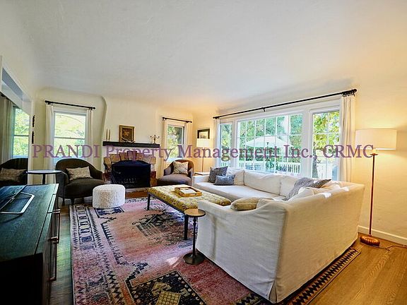 5th image of 124 Prospect Ave