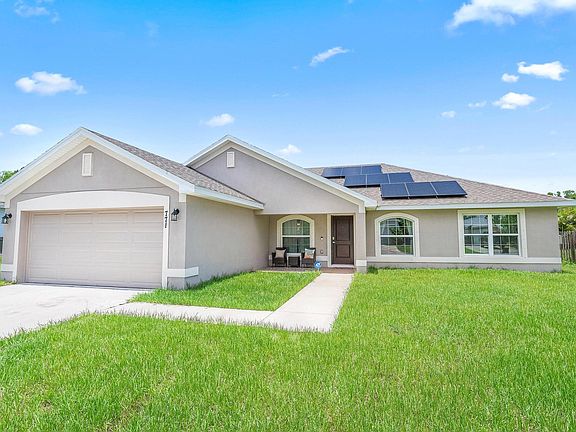 2nd image of 771 SE Starflower Avenue