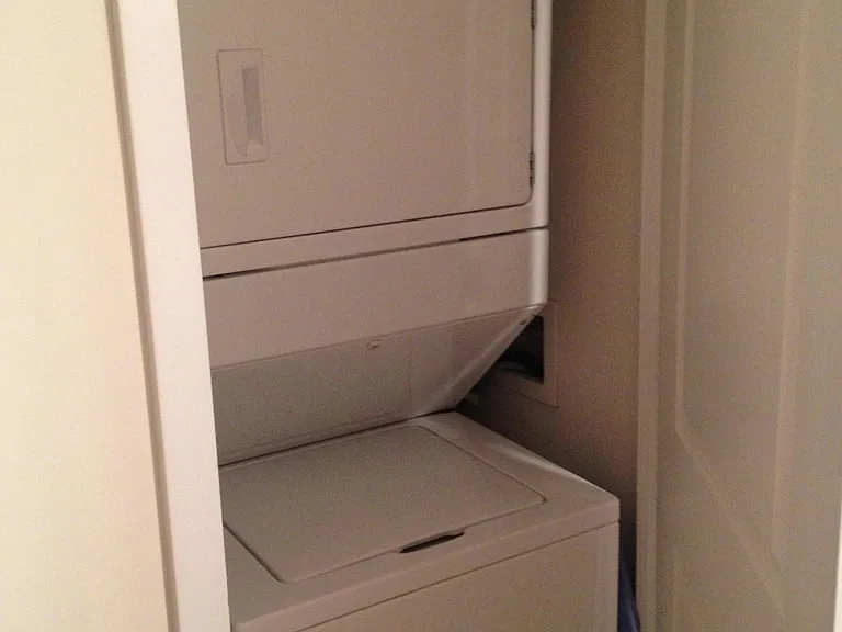 475 K St NW #1018 — Photo 12