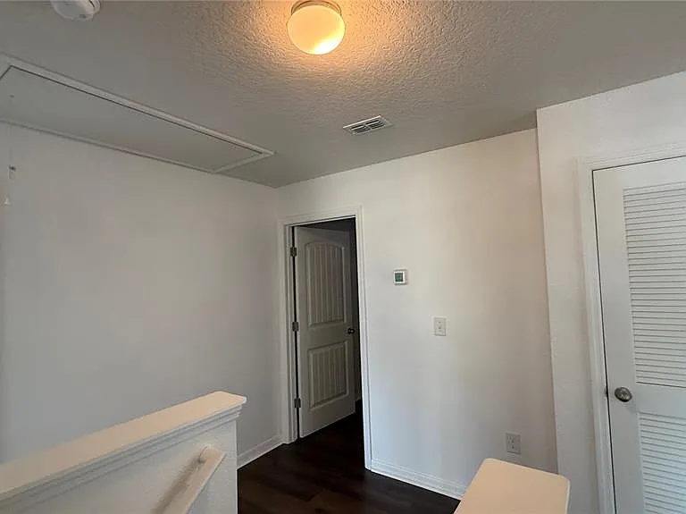 15 Renshaw Dr — Photo 12